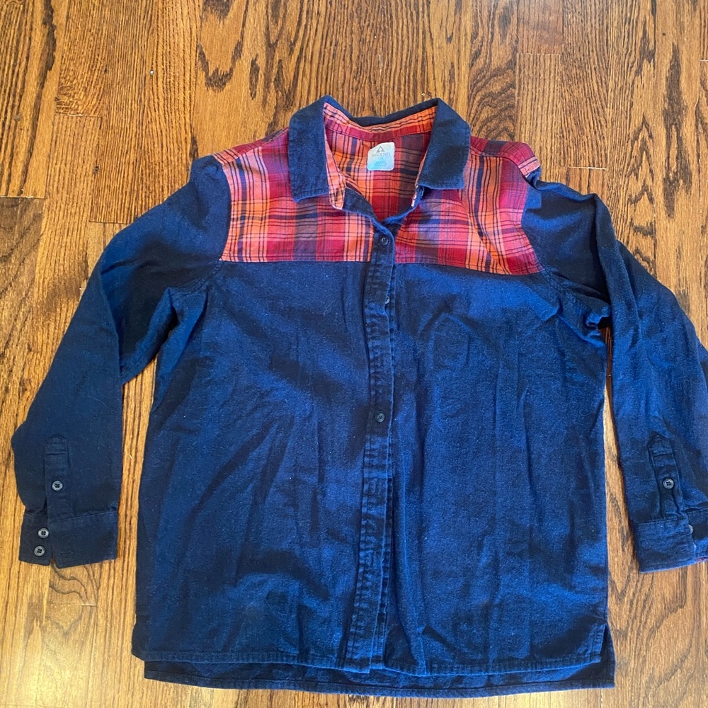 Ascend Plaid Yoke Long-Sleeve Flannel Shirt‎ for Women Size Large